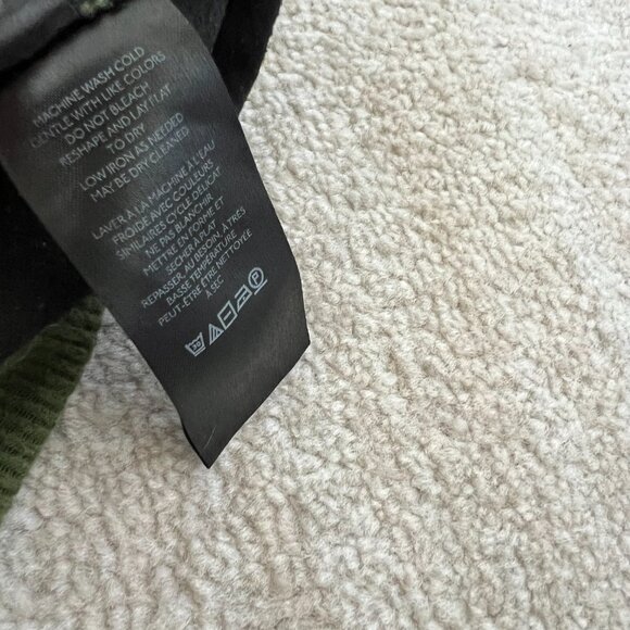 By Anthropologie Green Ribbed Knit Top M - Picture 10 of 11